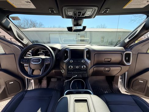 Used 2021 GMC Sierra 1500 Denali w/ Denali Ultimate Package image 14