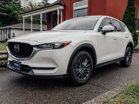 Used 2020 MAZDA CX-5 Touring image 4