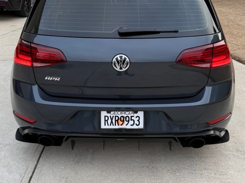 Used 2018 Volkswagen GTI S image 11