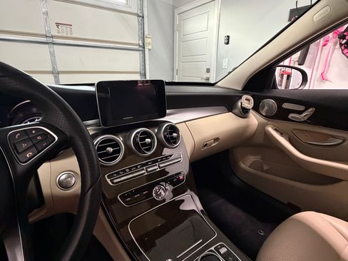 Used 2017 Mercedes-Benz C 300 Sedan image 12