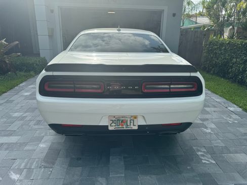 Used 2023 Dodge Challenger R/T RWD image 9