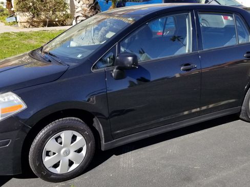 Used 2009 Nissan Versa Sedan image 1