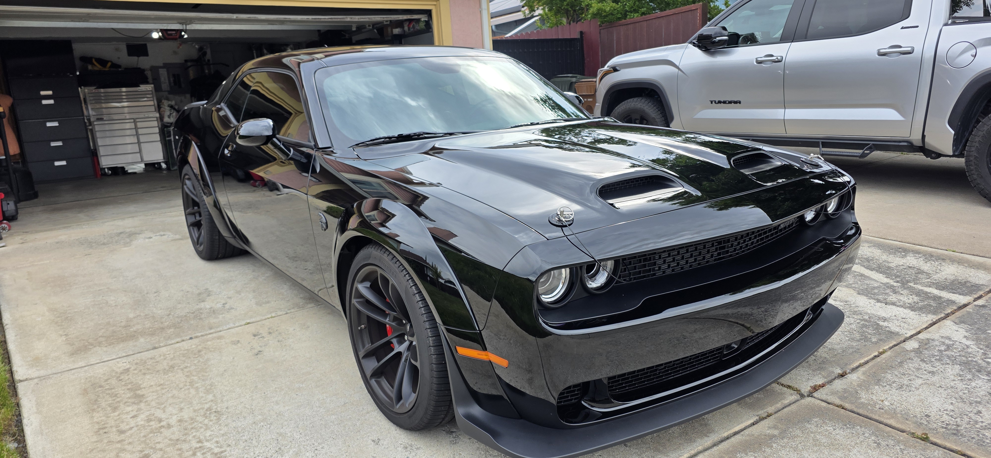 Used 2022 Dodge Challenger SRT Hellcat RWD image 8
