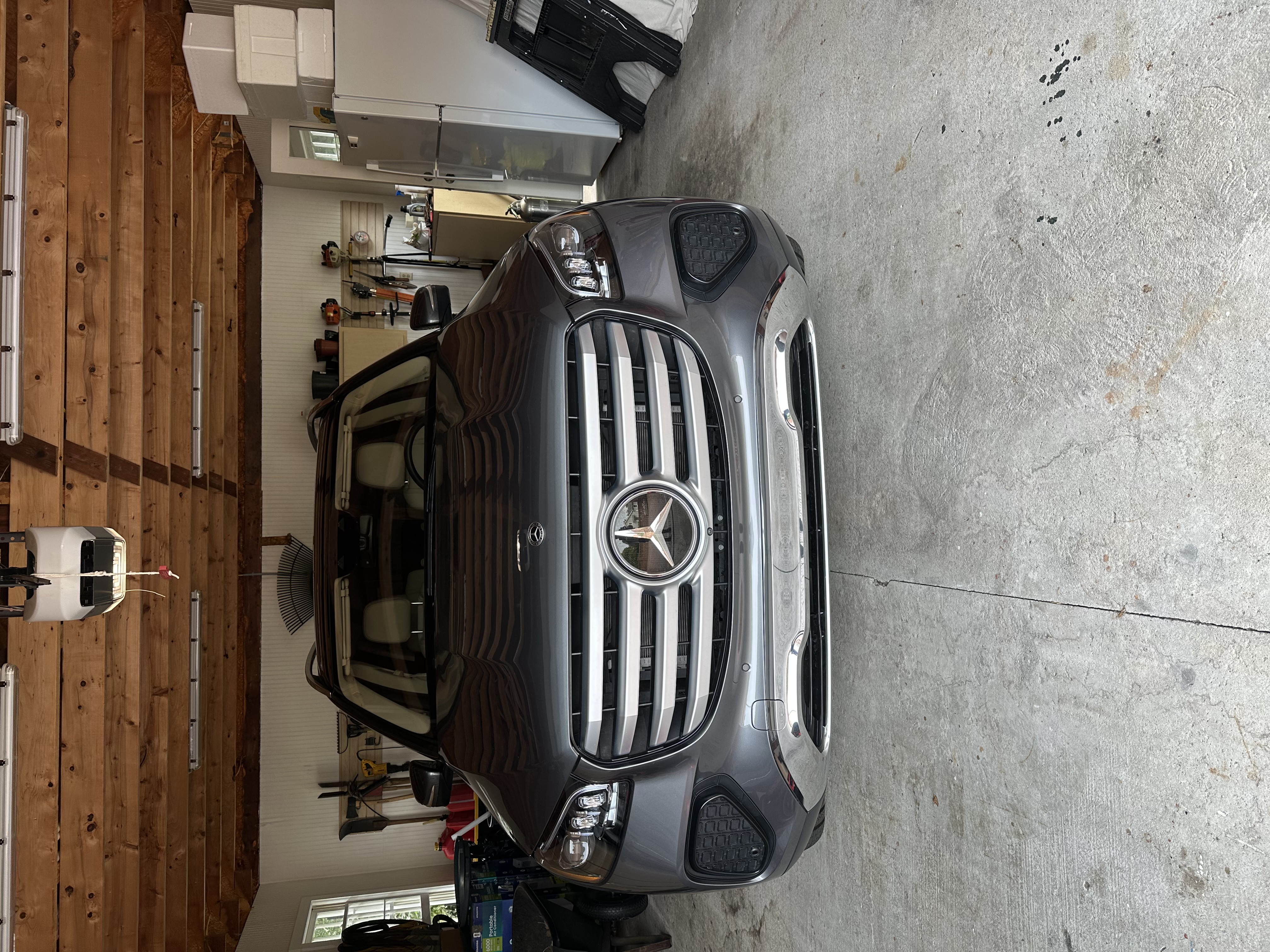 Used 2024 Mercedes-Benz GLS 450 4MATIC image 1