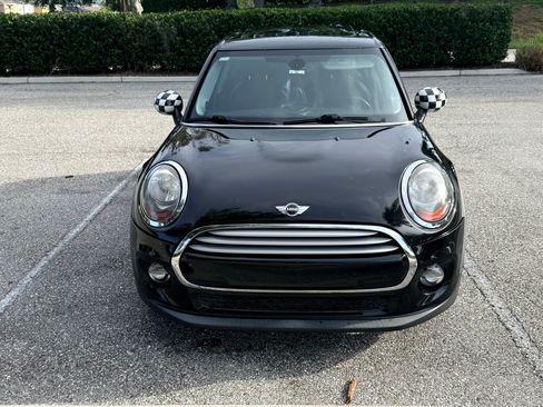 Used 2015 MINI Cooper 4-Door Hardtop FWD image 1