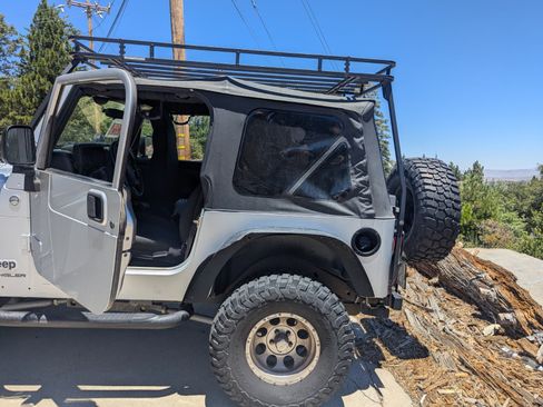 Used 2005 Jeep Wrangler SE AWD/4WD image 4