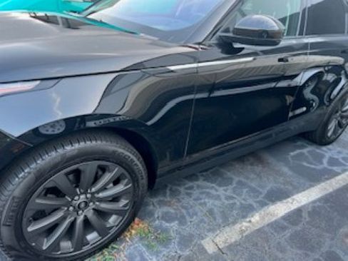 Used 2019 Land Rover Range Rover Velar S image 14