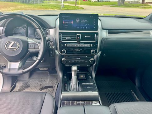 Used 2023 Lexus GX 460 Premium AWD/4WD image 11