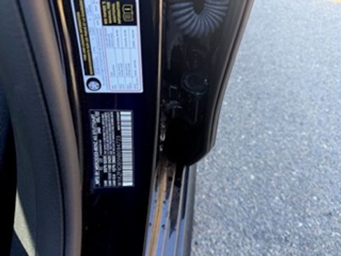 Used 2022 Mercedes-Benz E 350 Sedan image 9