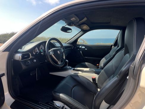 Used 2009 Porsche 911 Turbo image 30