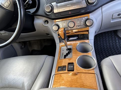 Used 2009 Toyota Highlander Hybrid image 13