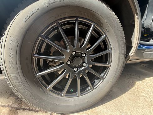 Used 2020 Ford Explorer XLT w/ Equipment Group 202A image 19