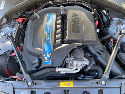 Used 2013 BMW ActiveHybrid 5 RWD image 14