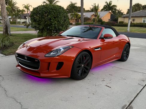 Used 2014 Jaguar F-TYPE S RWD image 13