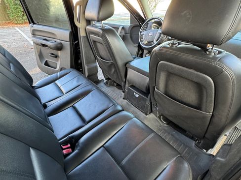 Used 2011 GMC Sierra 1500 SLE w/ Regional Value Package image 17