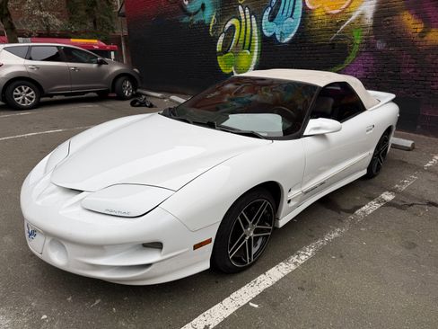 Used 1999 Pontiac Firebird Trans Am image 1