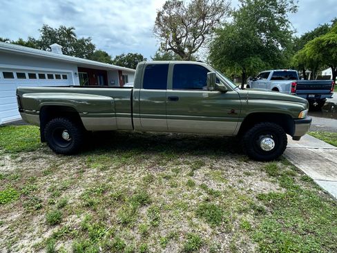 Used 2001 Dodge Ram 3500 Truck 2WD Quad Cab image 15