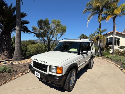Used 2001 Land Rover Discovery SE image 1