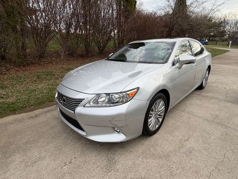 Used 2014 Lexus ES 350 350 Sedan 4D w/ Luxury Package image 8