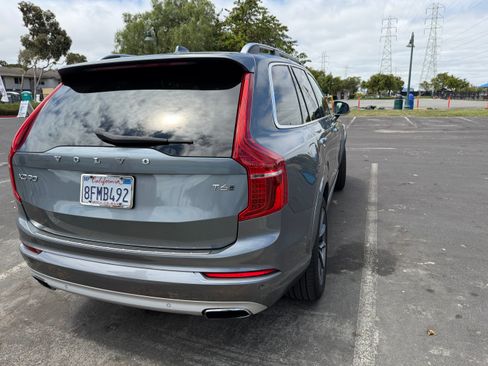 Used 2018 Volvo XC90 T6 Momentum w/ Convenience Package AWD/4WD image 6