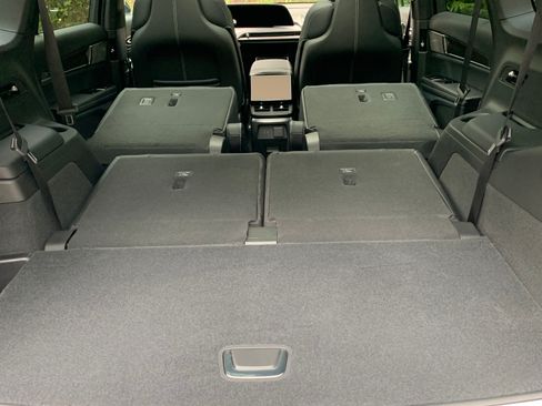 Used 2026 Cadillac Vistiq Luxury image 10