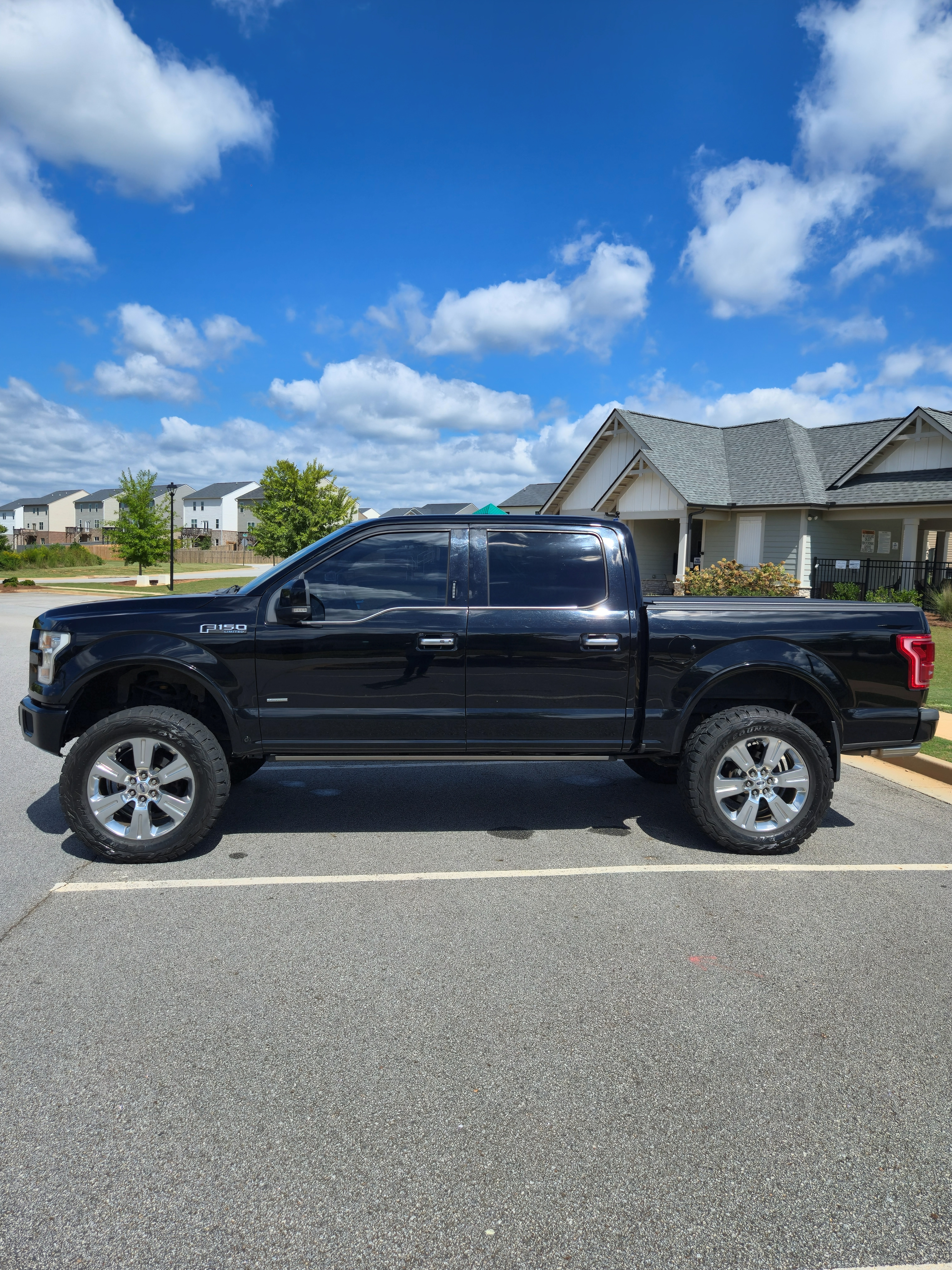 Used 2016 Ford F150 Limited AWD/4WD image 10