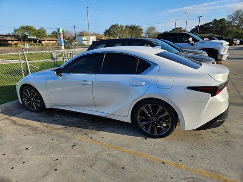 Used 2021 Lexus IS 300 w/ Accessory Package image 12