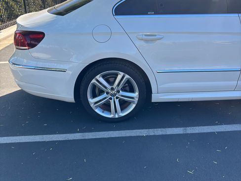 Used 2014 Volkswagen CC R-Line image 2
