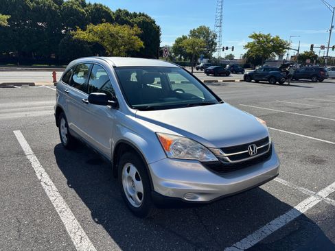 Used 2010 Honda CR-V LX image 2