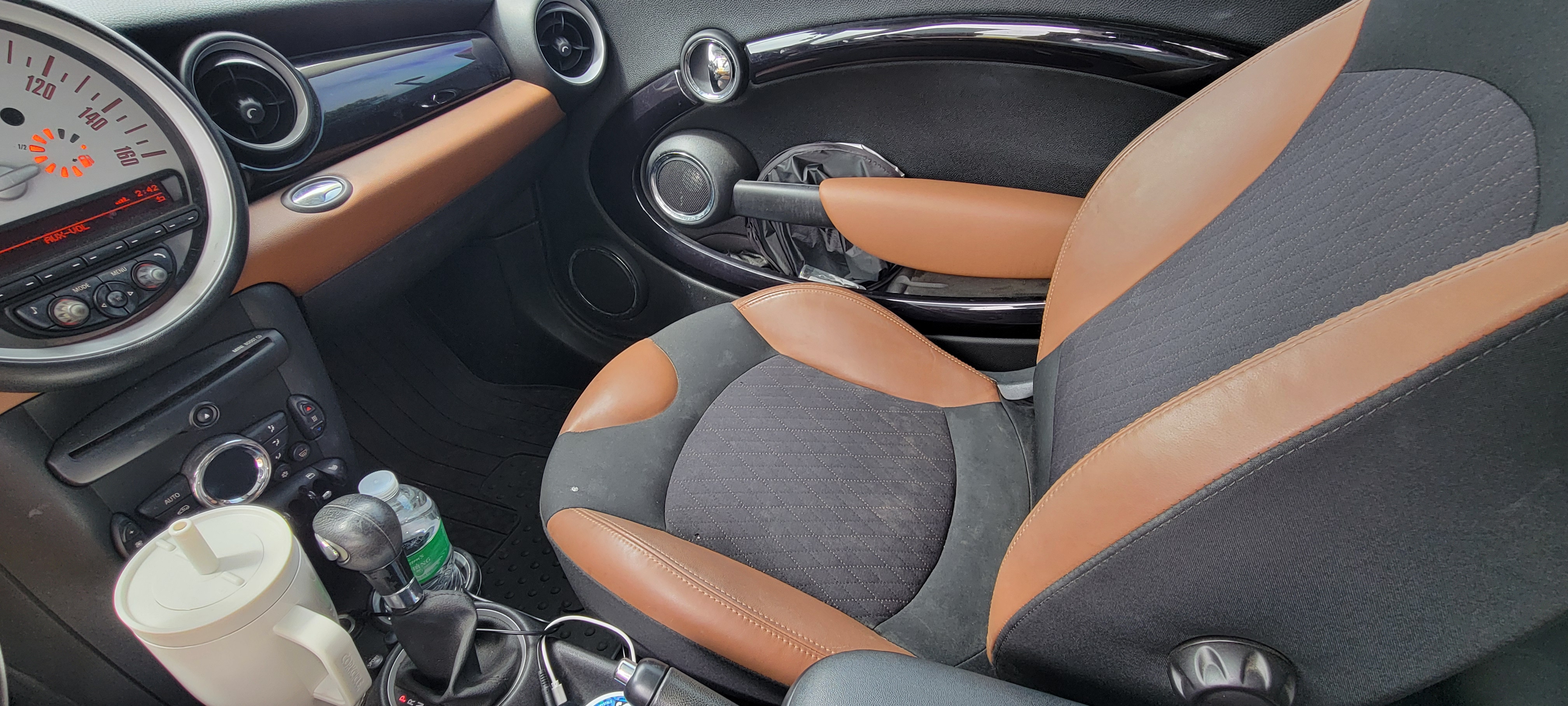 Used 2011 MINI Cooper Hardtop FWD image 11