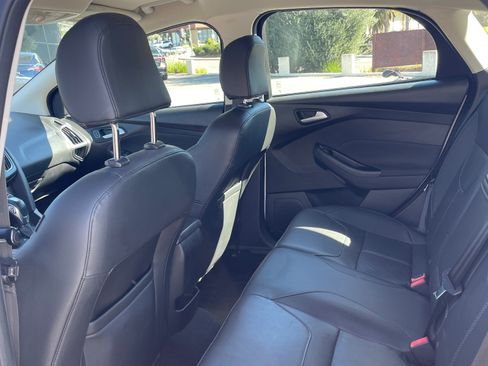 Used 2015 Ford Focus SE w/ Equipment Group 201A image 14