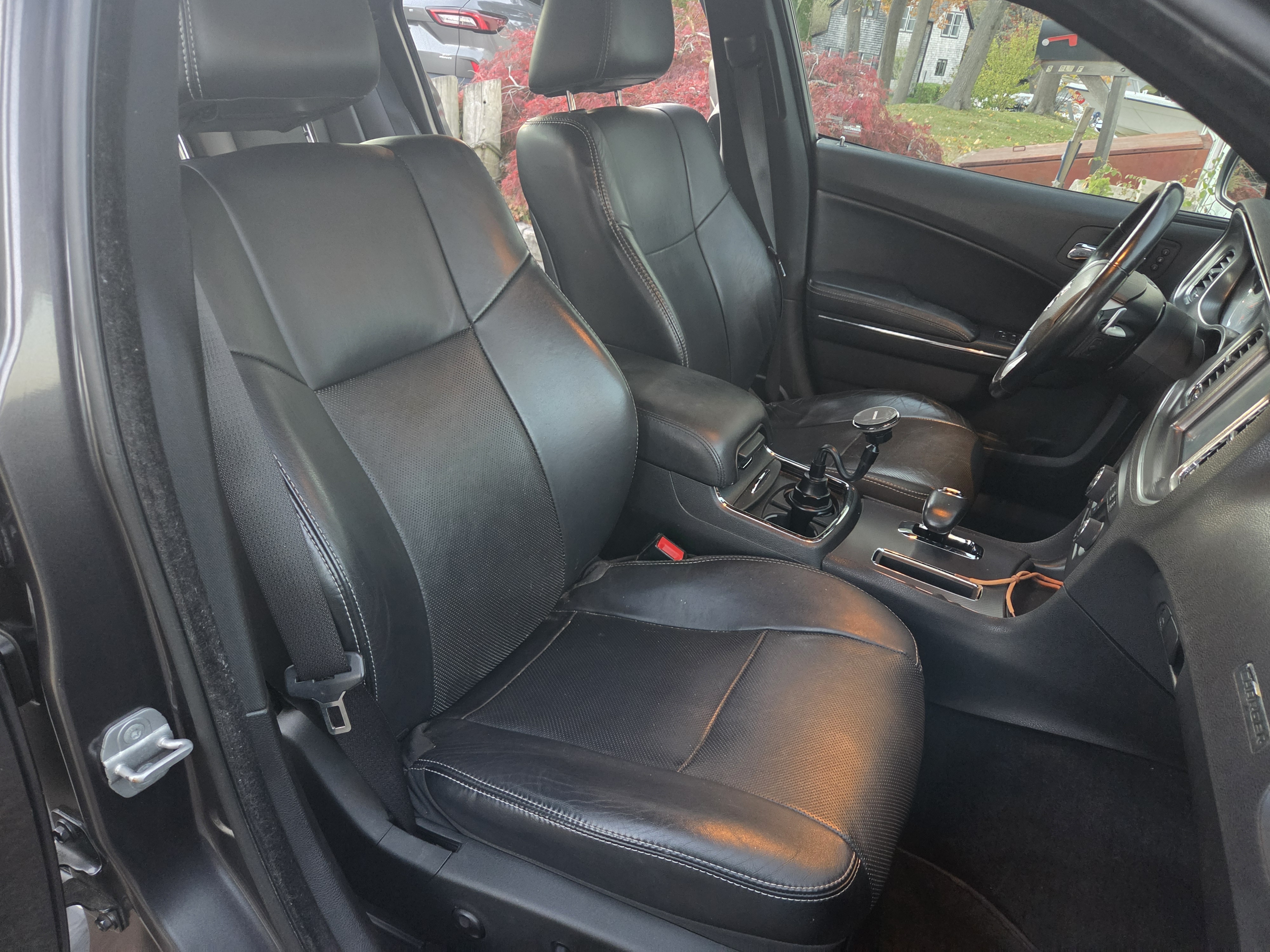 Used 2014 Dodge Charger SXT Plus AWD/4WD image 6