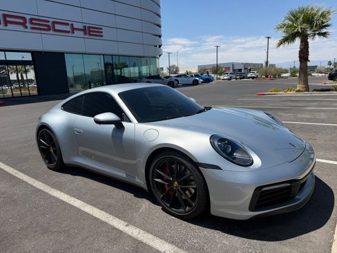 Used 2020 Porsche 911 Carrera S RWD image 5