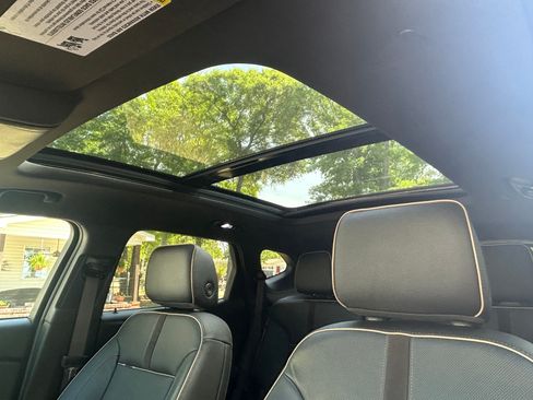 Used 2019 Chevrolet Blazer Premier w/ Sun and Wheels Package image 20