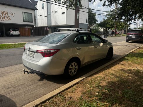 Used 2014 Toyota Corolla L image 4