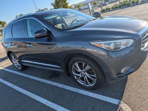 Used 2013 INFINITI JX35 35 Sport Utility 4D w/ Premium Pkg image 1