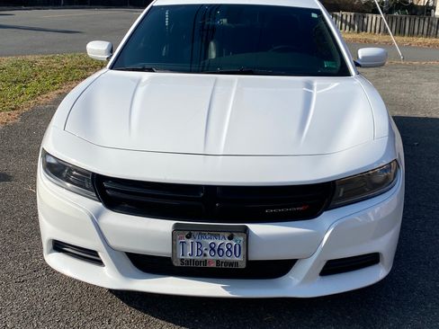 Used 2022 Dodge Charger SXT w/ Leather Interior Group image 1