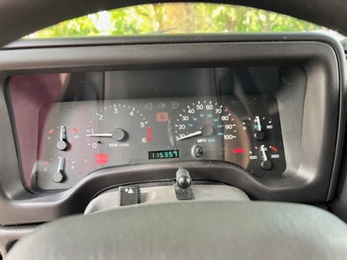 Used 1999 Jeep Wrangler Sport image 14