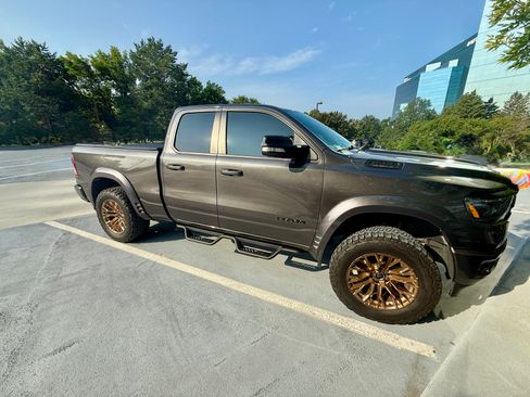 Used 2021 RAM 1500 Big Horn image 2