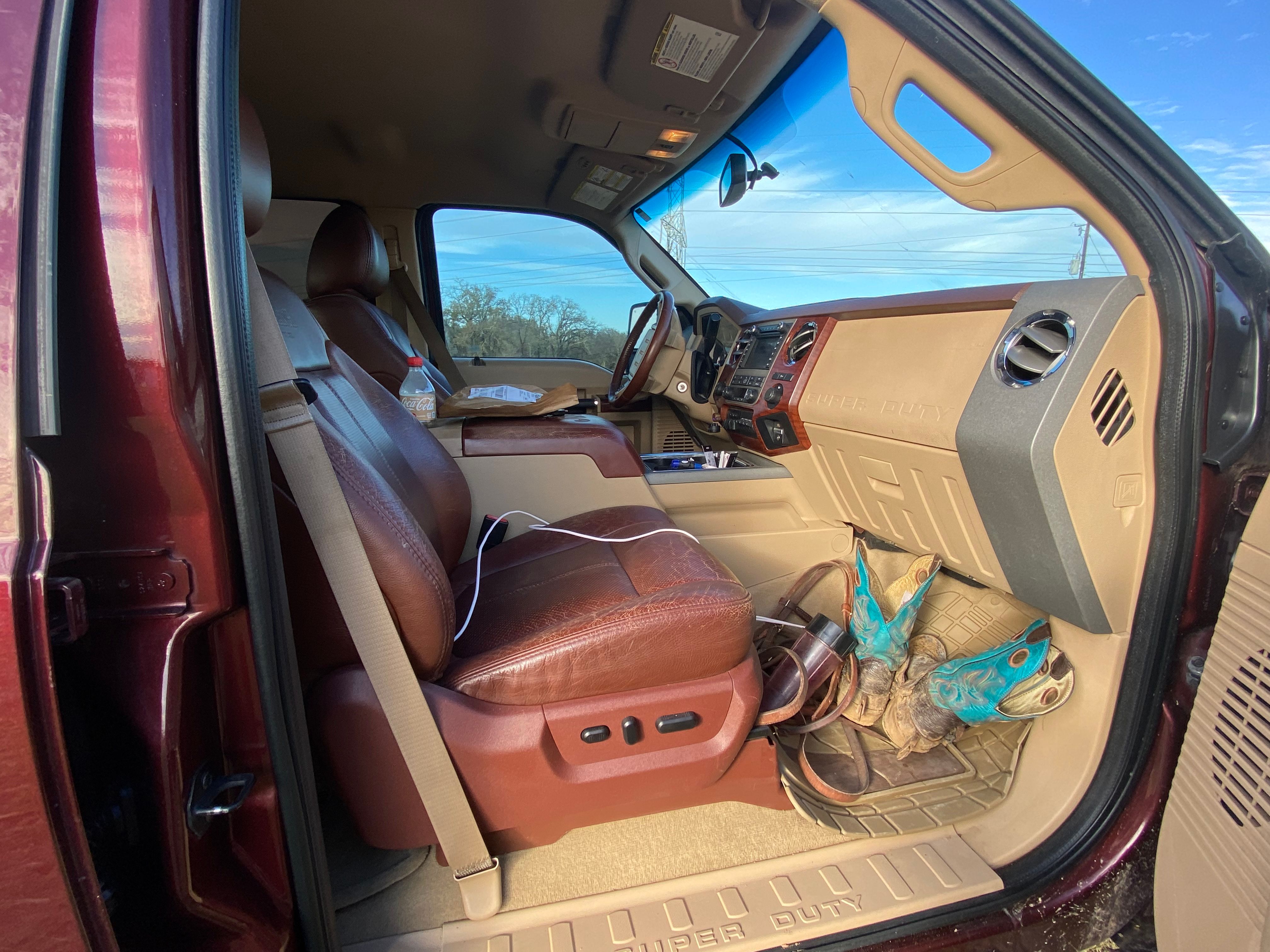 Used 2011 Ford F250 King Ranch w/ Camper Pkg AWD/4WD image 12