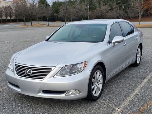 Used 2007 Lexus LS 460 L image 2