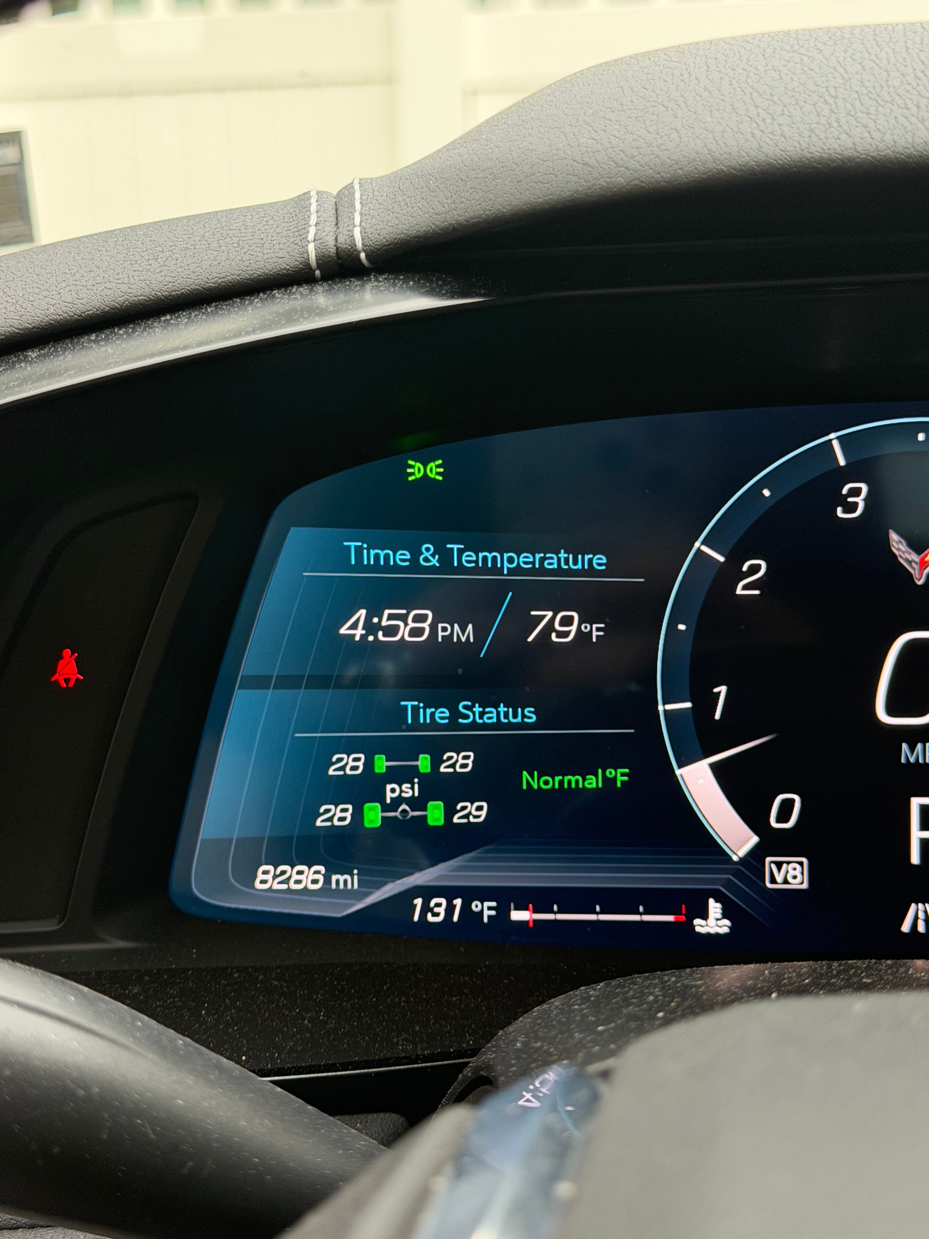 Used 2024 Chevrolet Corvette Stingray Preferred Cpe w/ Z51 Performance Package RWD image 17
