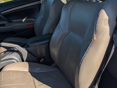 Used 2005 Mitsubishi Eclipse GTS image 10