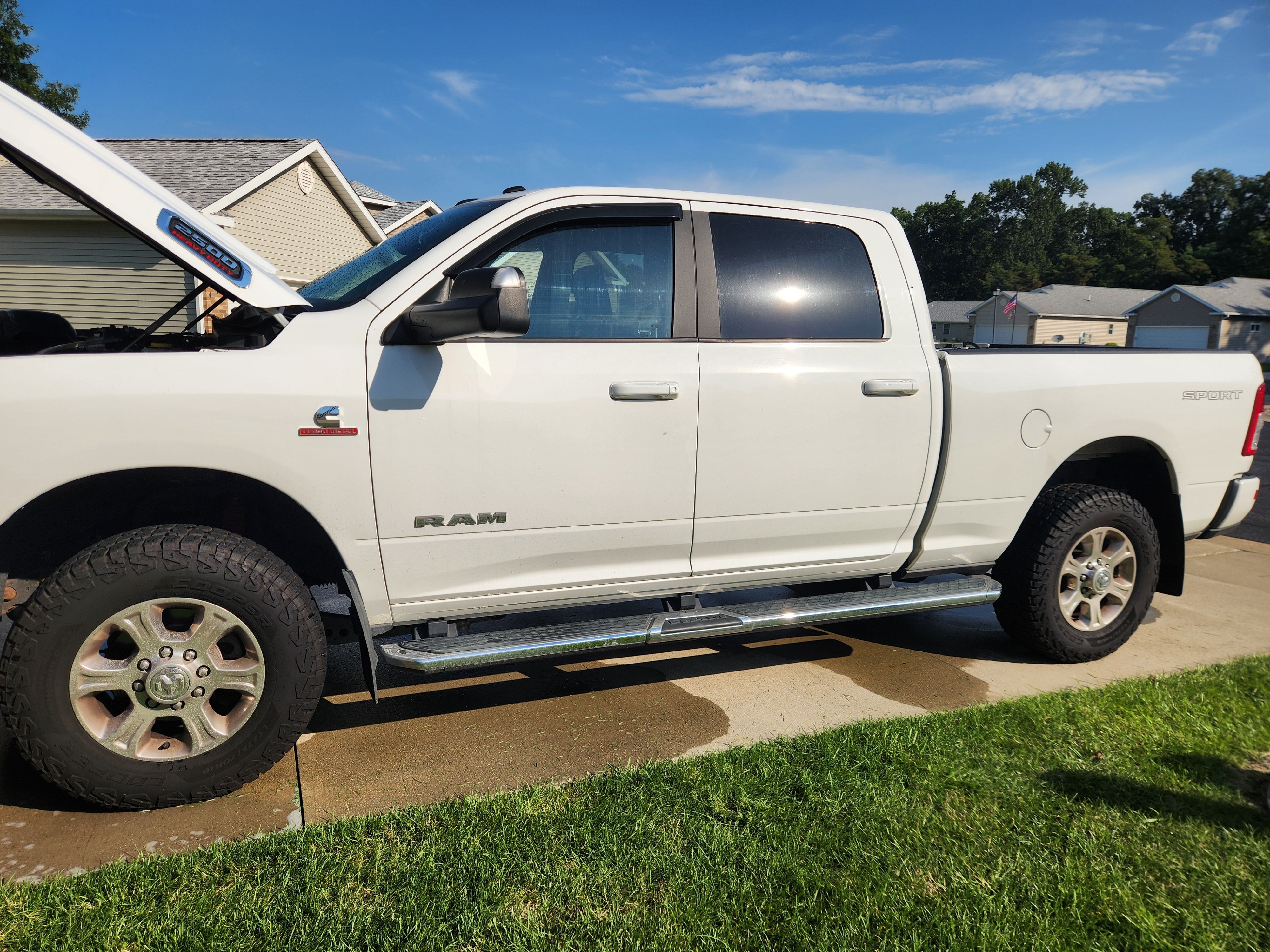 Used 2020 RAM 2500 Big Horn w/ Level 1 Equipment Group AWD/4WD image 2