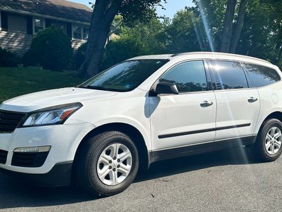 Used 2016 Chevrolet Traverse LS