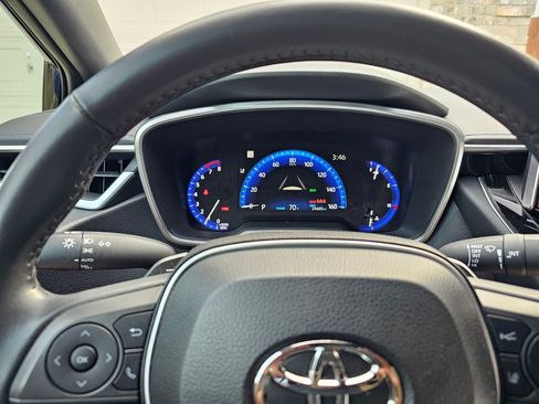 Used 2021 Toyota Corolla XSE w/ Carpet Mat Package (TMS) image 11