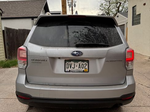 Used 2018 Subaru Forester 2.5i Premium AWD/4WD image 8