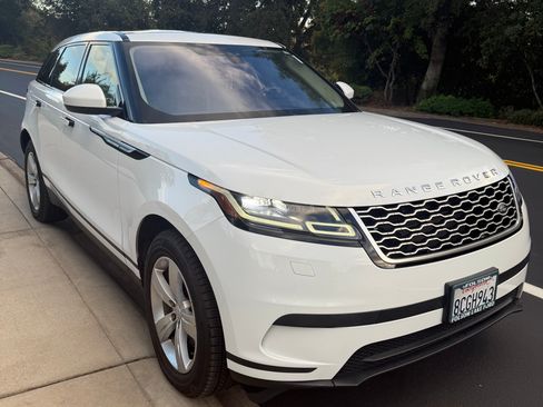 Used 2018 Land Rover Range Rover Velar S image 10