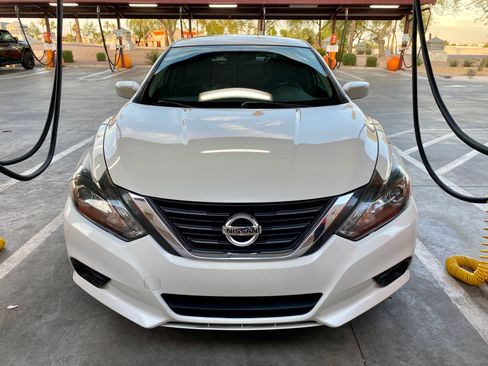 Used 2016 Nissan Altima 3.5 SR FWD image 1