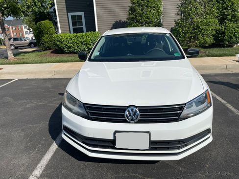 Used 2016 Volkswagen Jetta S FWD image 6
